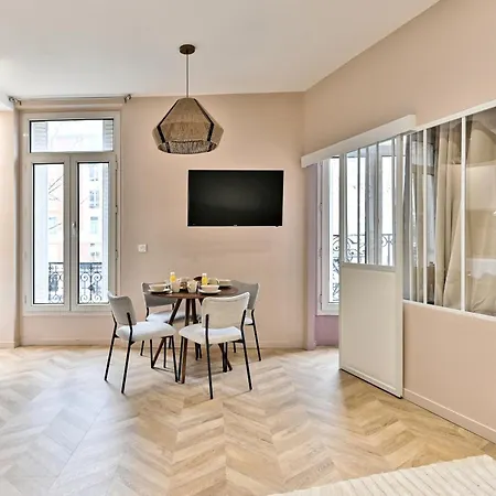Charming, Cozy And Air-conditioned 17 Διαμέρισμα Παρίσι