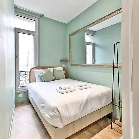 Charming, Cozy And Air-conditioned 17 * Παρίσι