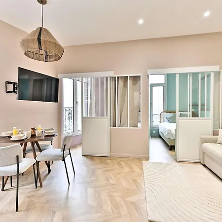 Charming, Cozy And Air-conditioned 17 Παρίσι