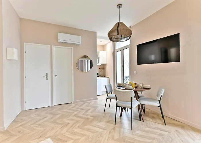 Charming, Cozy And Air-conditioned 17 Appartamento Parigi