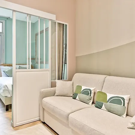 Appartamento Charming, Cozy And Air-conditioned 17 Parigi